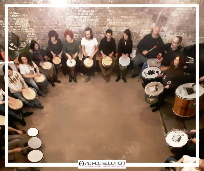 MUSIC TEAM BUILDING - Ad Hoc Solution Srl